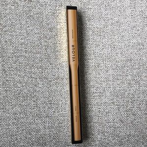Velour brow balm in neutral brown